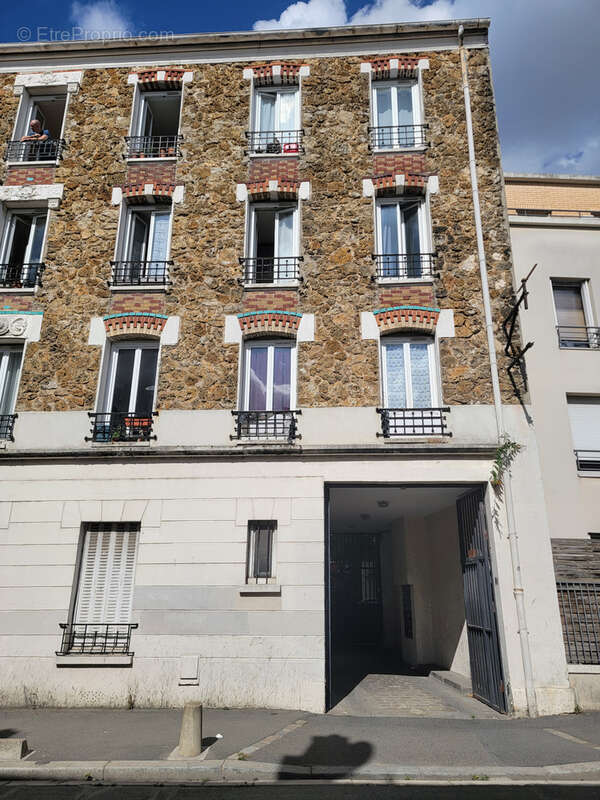 Appartement à AUBERVILLIERS