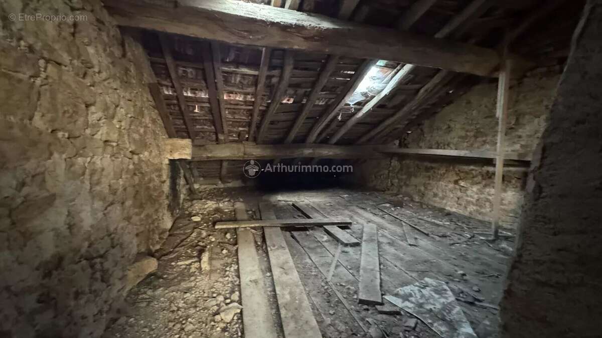 Maison à SOULAUCOURT-SUR-MOUZON