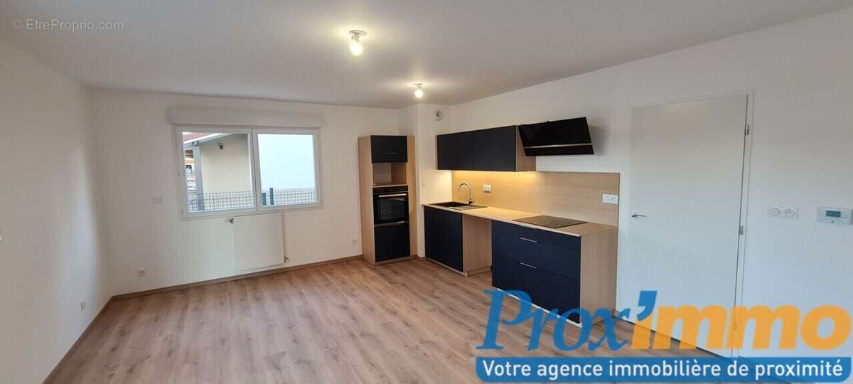 Appartement à SAINT-ETIENNE-DE-CROSSEY