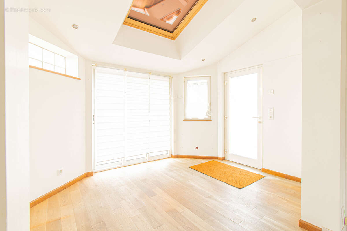 Maison à NOUZONVILLE