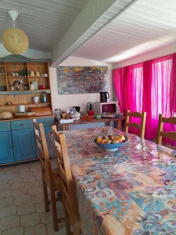 Maison à LE BUISSON-DE-CADOUIN