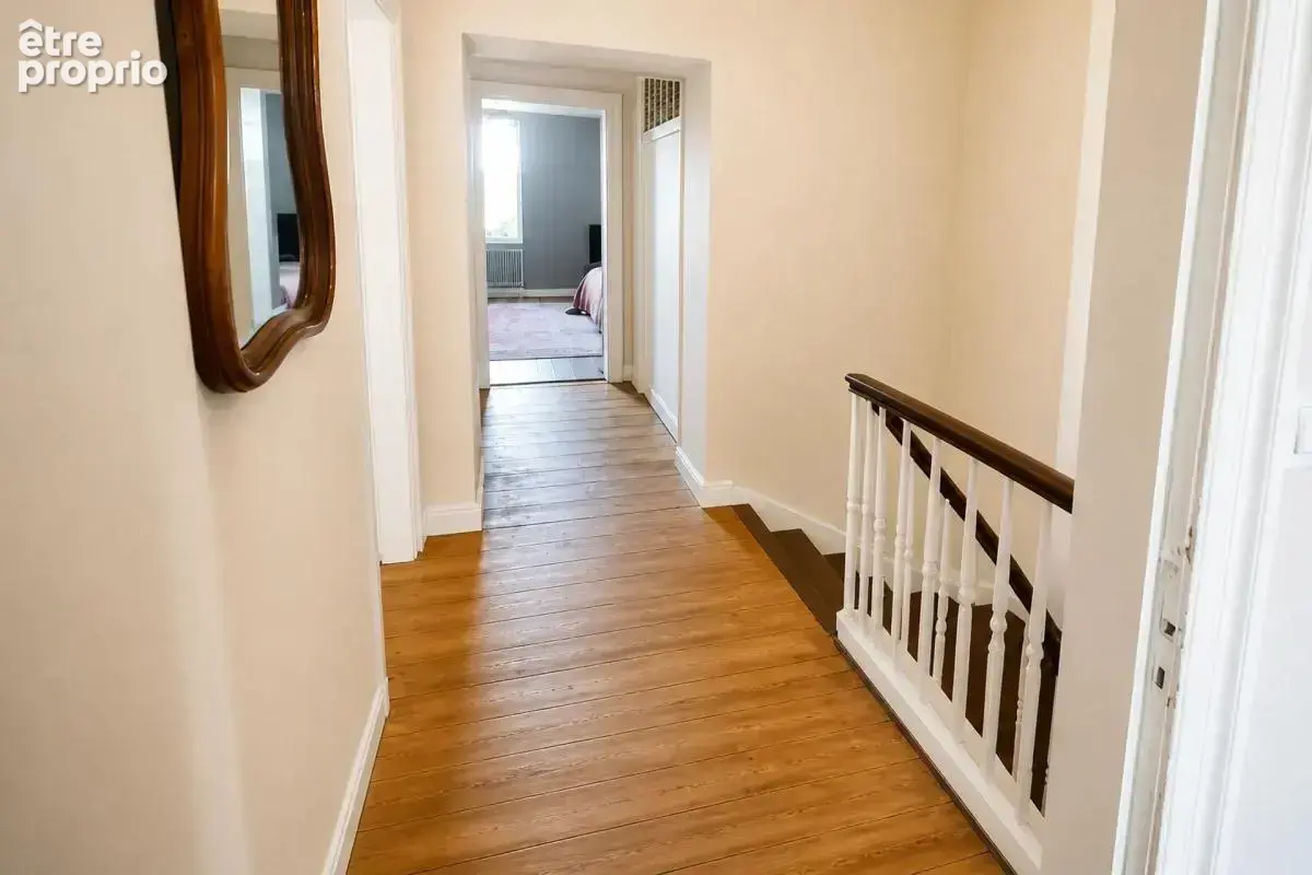 Maison de 8 pièces de 280 m² à Puisseguin - photo 10