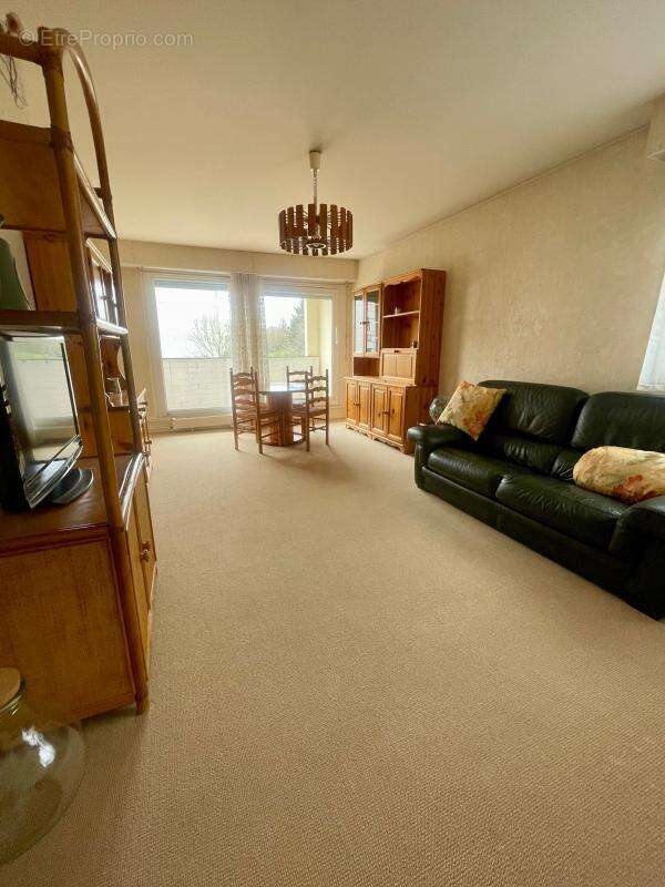 Appartement à LES ULIS