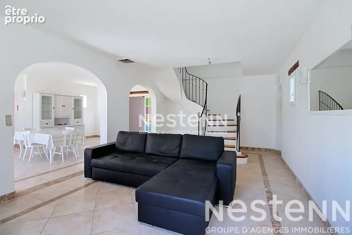 A VENDRE Maison Lorgues 6 pièces 167 m2- Piscine- Garage - photo 6
