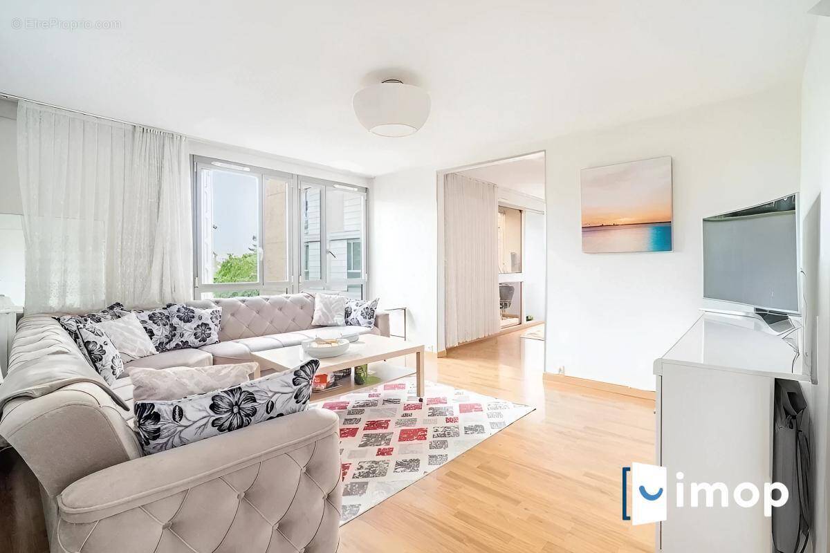 Appartement à SAINT-DENIS