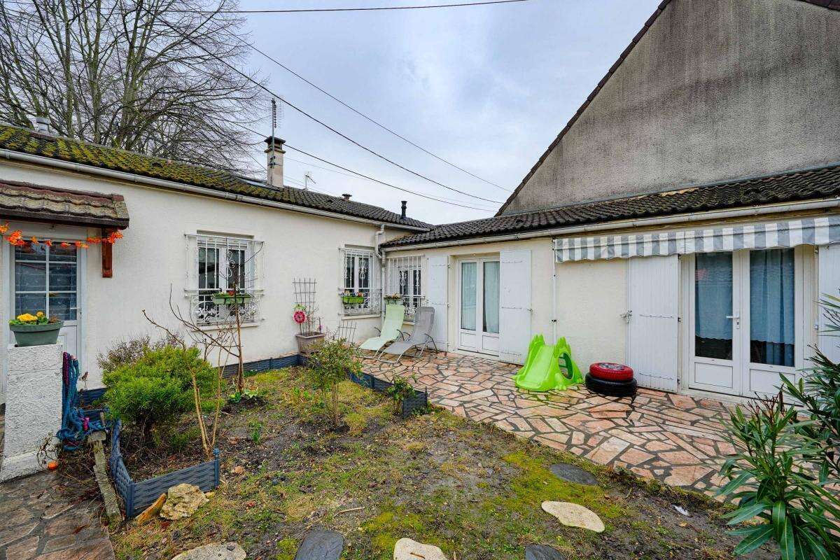 Maison à ATHIS-MONS