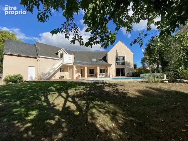 Photo Maison à Segre au prix de 571 400€