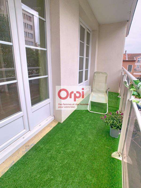 Appartement à ISSY-LES-MOULINEAUX