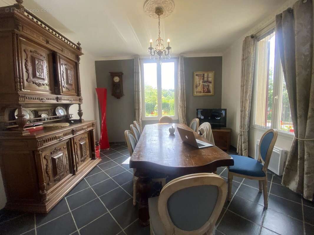 Maison à VILLERVILLE