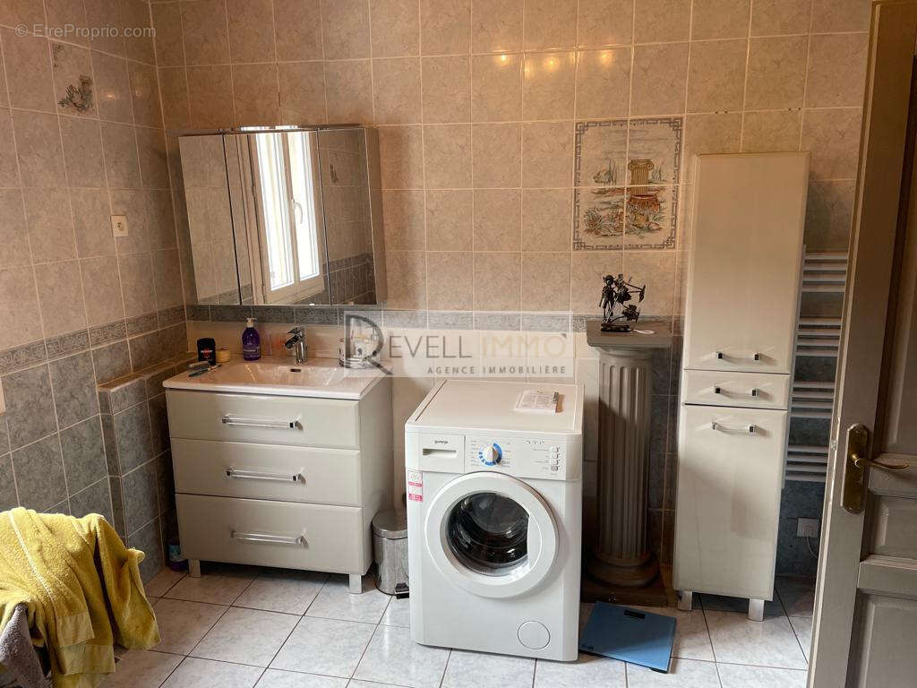 Maison à LE FUGERET