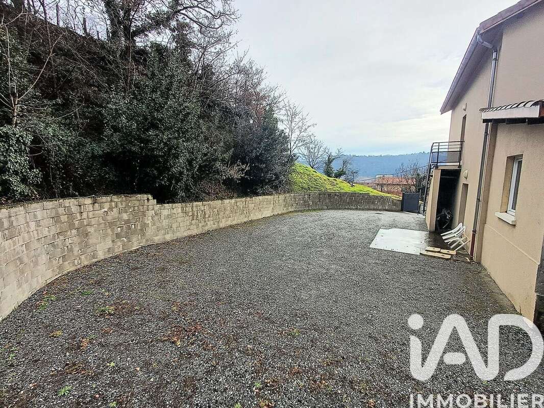 Photo 2 - Maison à GIVORS