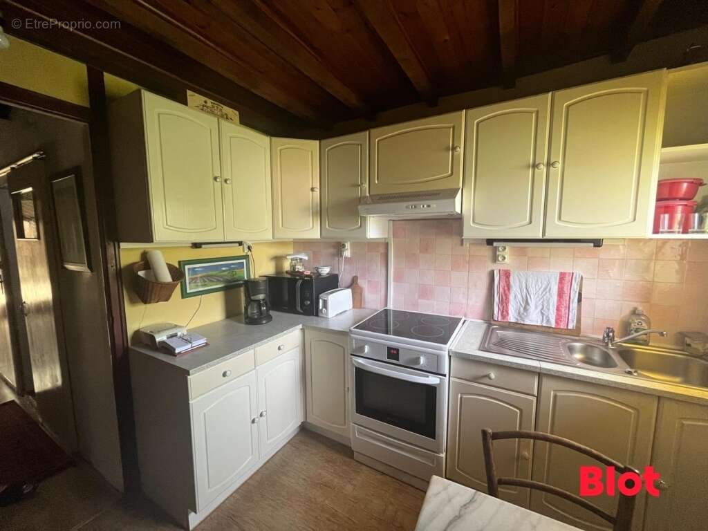 Maison 123 m² à Etrelles  - photo 3