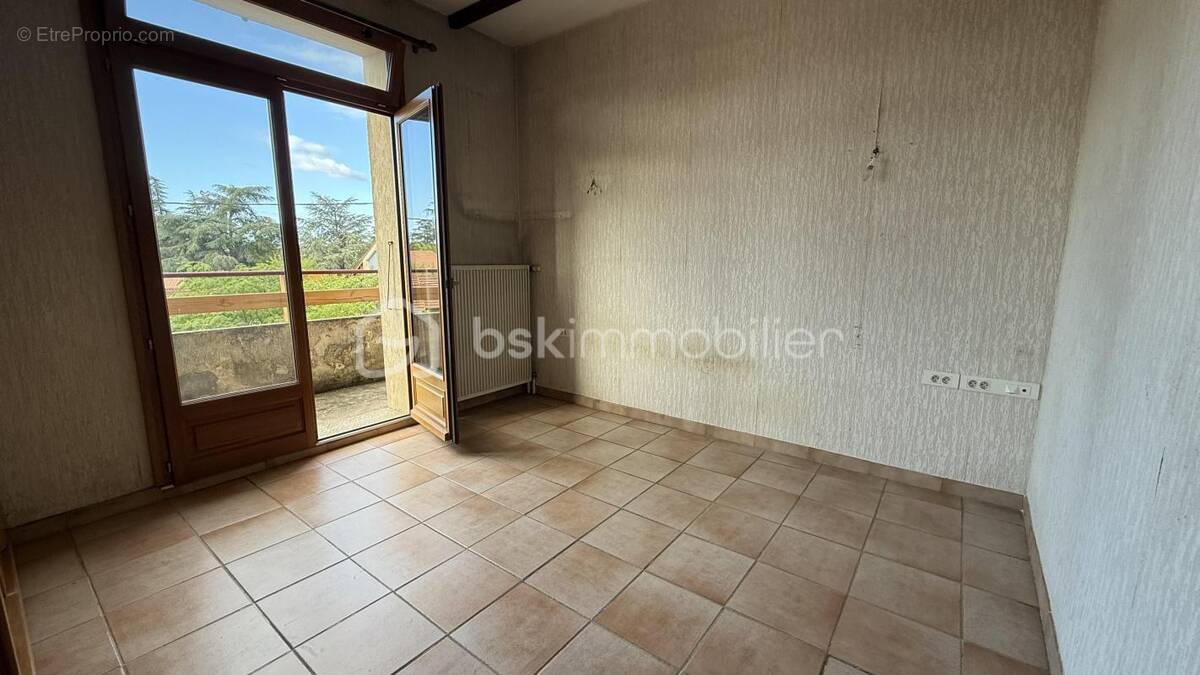 Appartement à ROMANS-SUR-ISERE