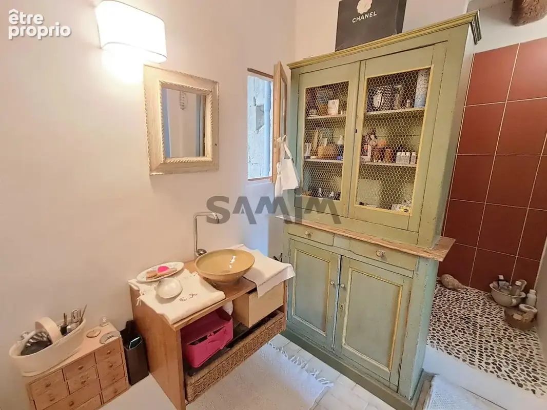 A vendre- charmante maison de ville avec garage et joli pati - photo 17
