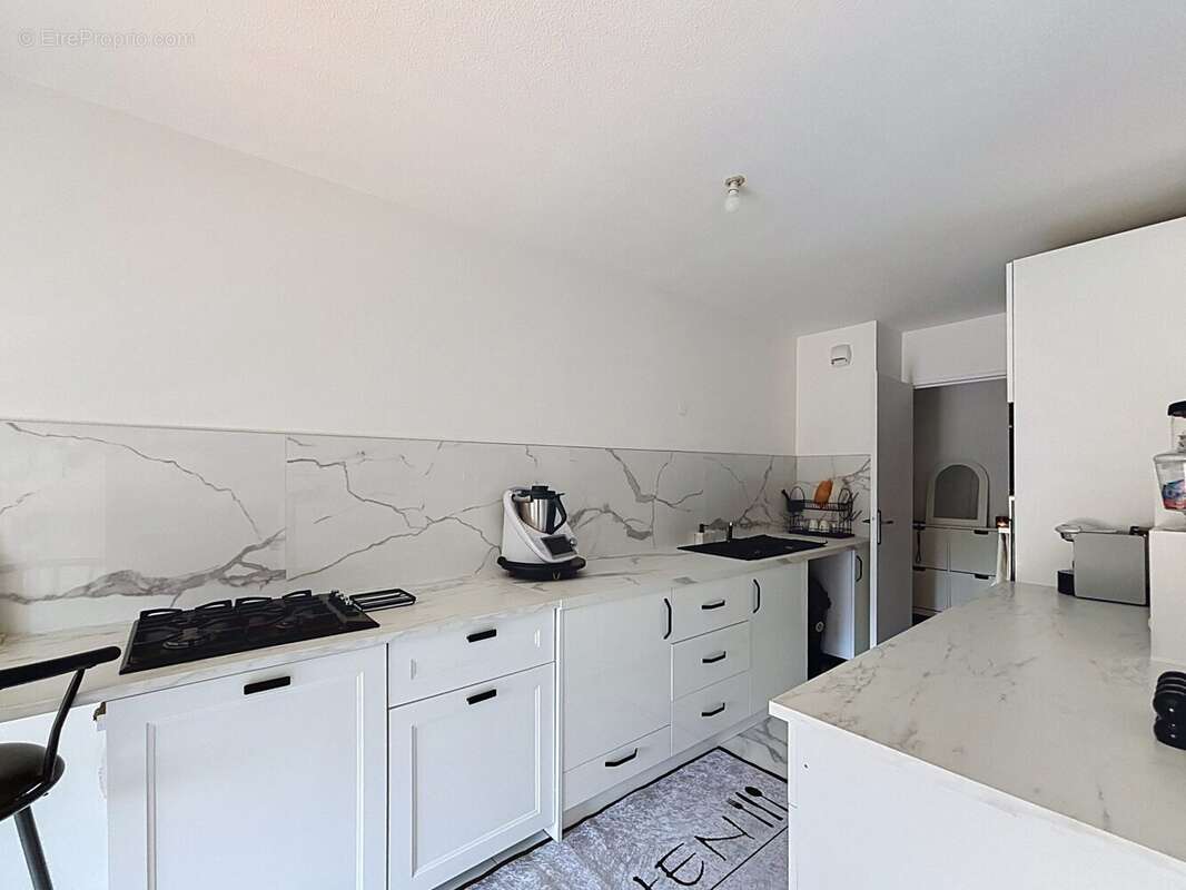 Appartement 80 m² à Echirolles  - photo 8