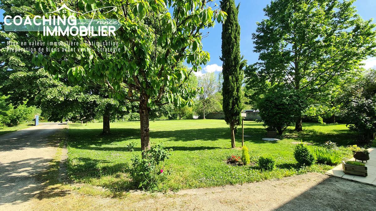 Maison à vendre  4 chambres MAGNE (79) - photo 17