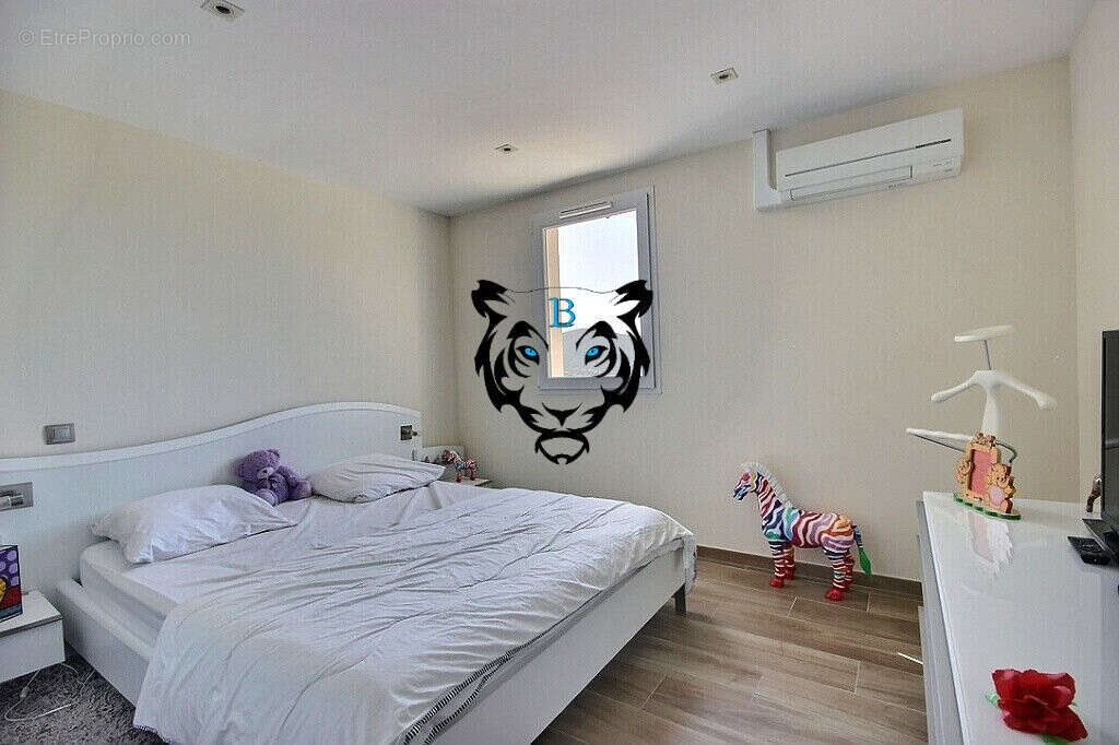 Maison à LA LONDE-LES-MAURES