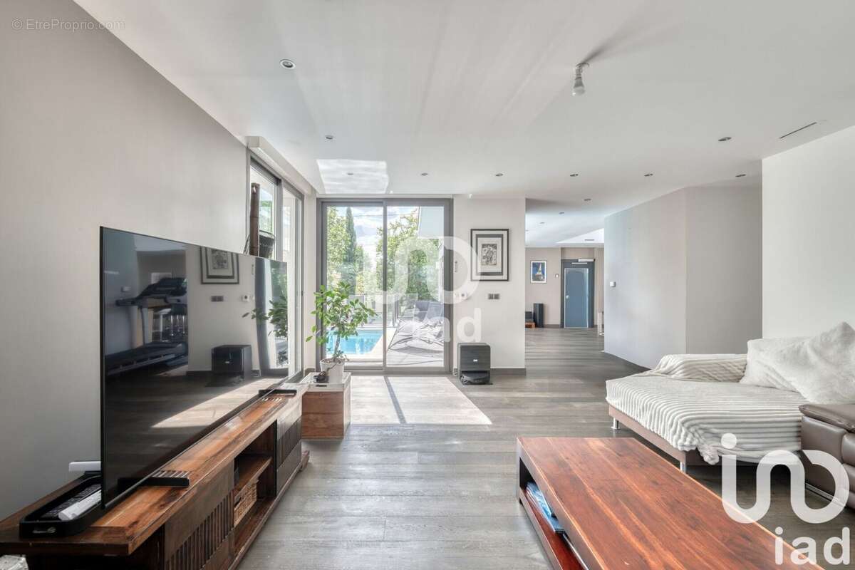 Maison 343 m² à Lagny-Sur-Marne  - photo 6