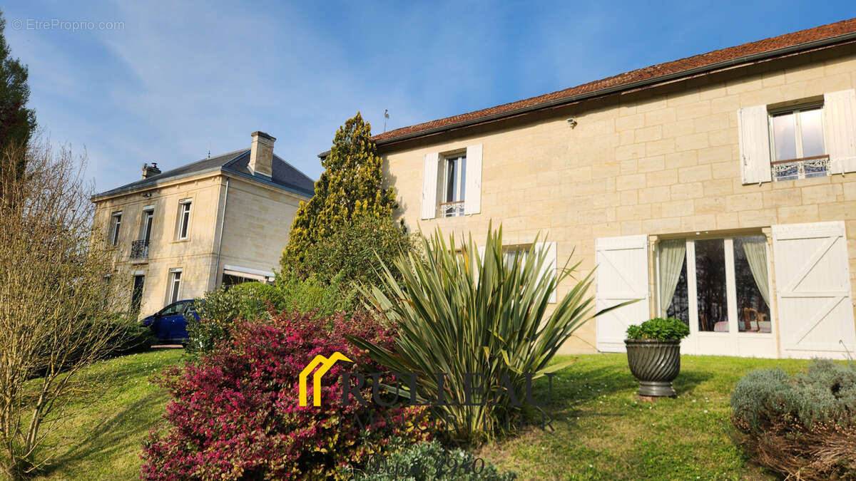 Maison à SAINT-LAURENT-D'ARCE