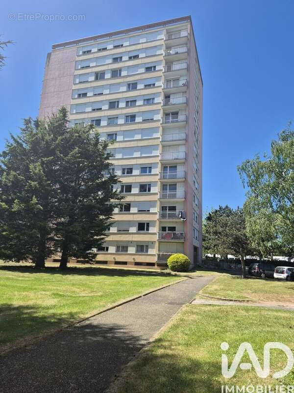 Photo 7 - Appartement à SAINT-ETIENNE-DU-ROUVRAY