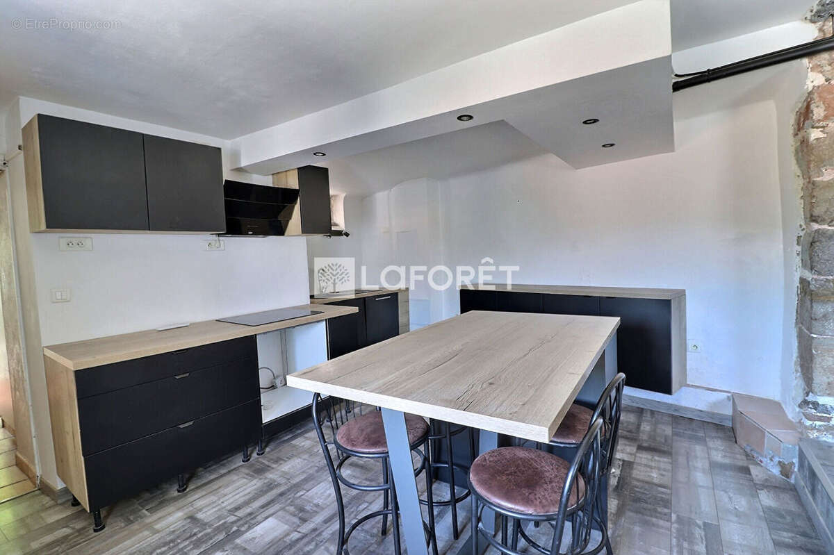 Appartement à CUERS
