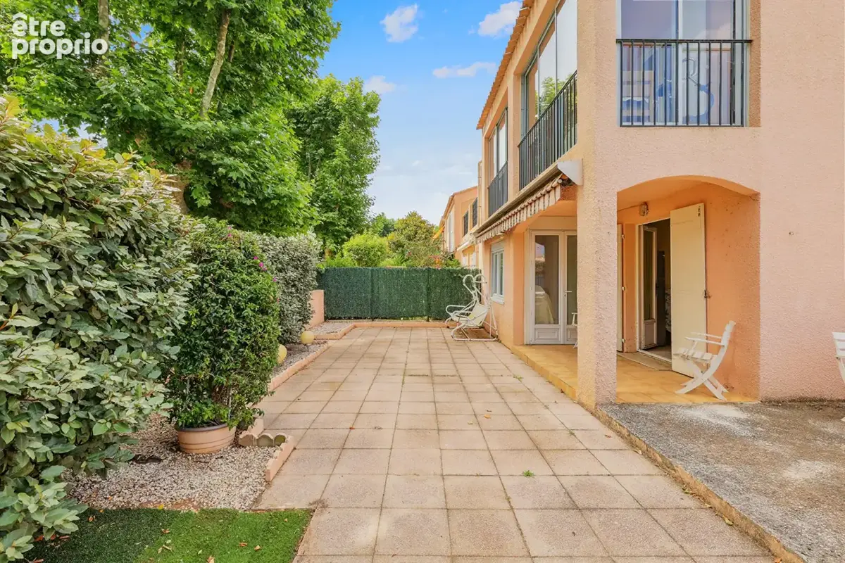 La Londe Les Maures : Appartement  2/3 pièces de 42.00 m² (50.45m²) - photo 3