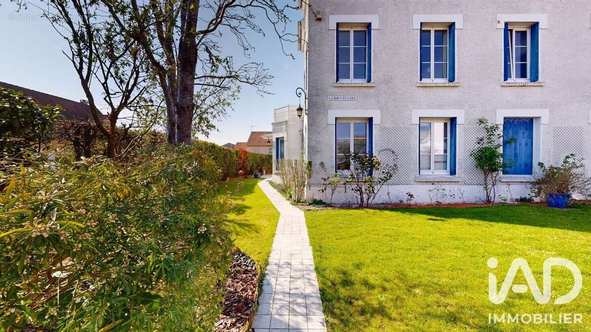 Commerce 380 m² à Villenoy  - photo 5
