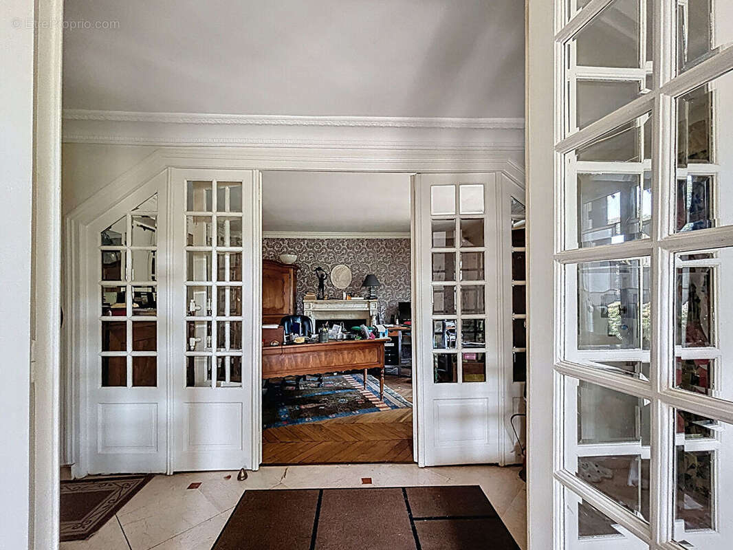 Maison à BRY-SUR-MARNE