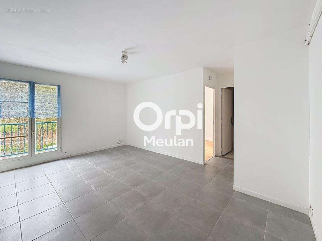 Appartement à MEULAN