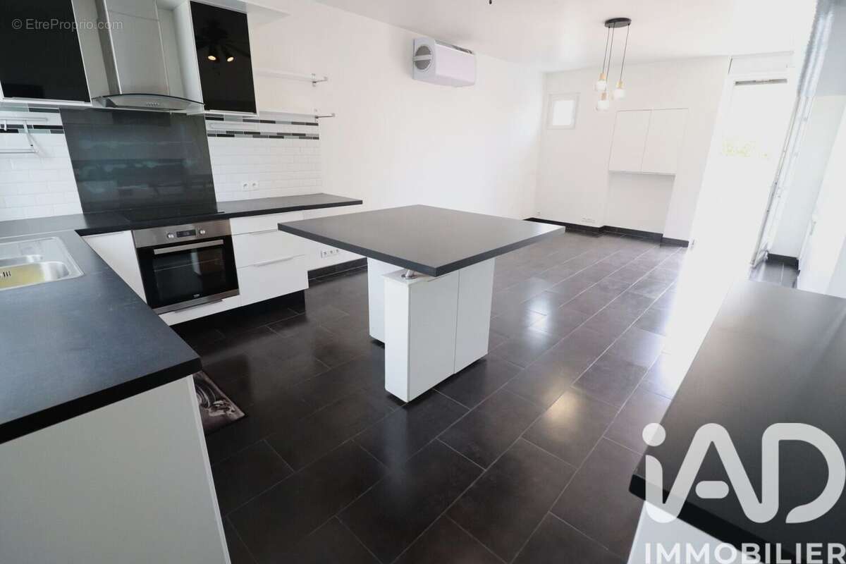 Photo 2 - Appartement à CHAMPAGNE-SUR-SEINE