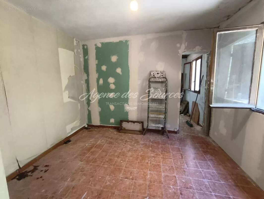 Maison de 70 m² plain-pied à Saint-Martin-de-Pallières - photo 2