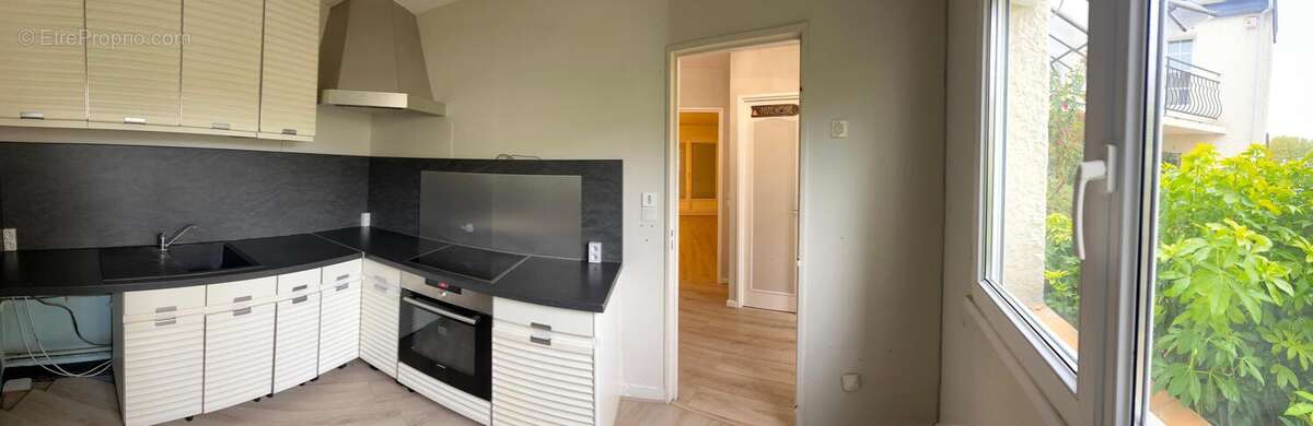 Photo 3 - Maison à VILLIERS-LE-BACLE