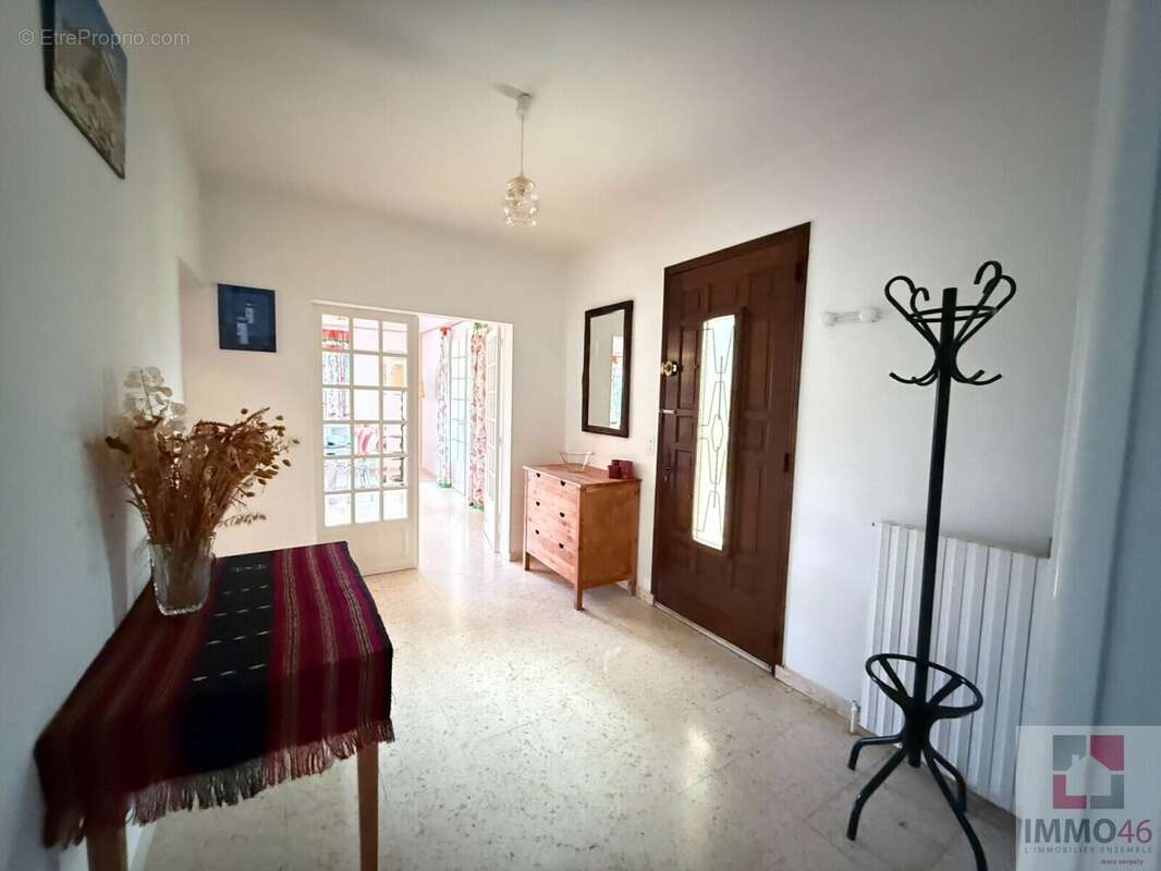 Maison à TOUR-DE-FAURE