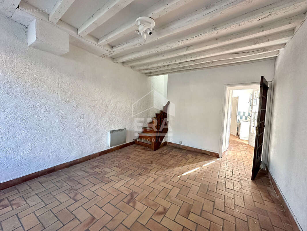 Maison à LORREZ-LE-BOCAGE-PREAUX