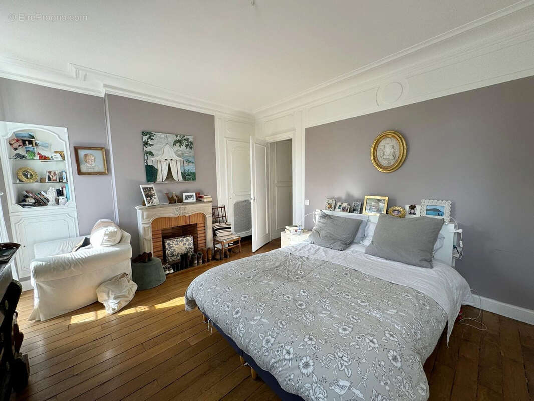 Appartement à VERSAILLES