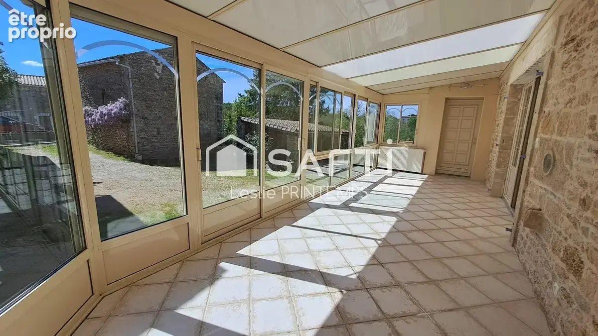 Photo 1 - Maison à ARDIN