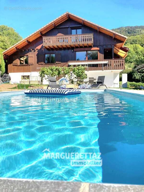 Maison à VIUZ-EN-SALLAZ