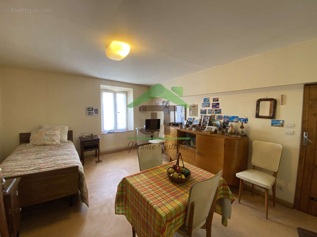 Appartement à PATAY