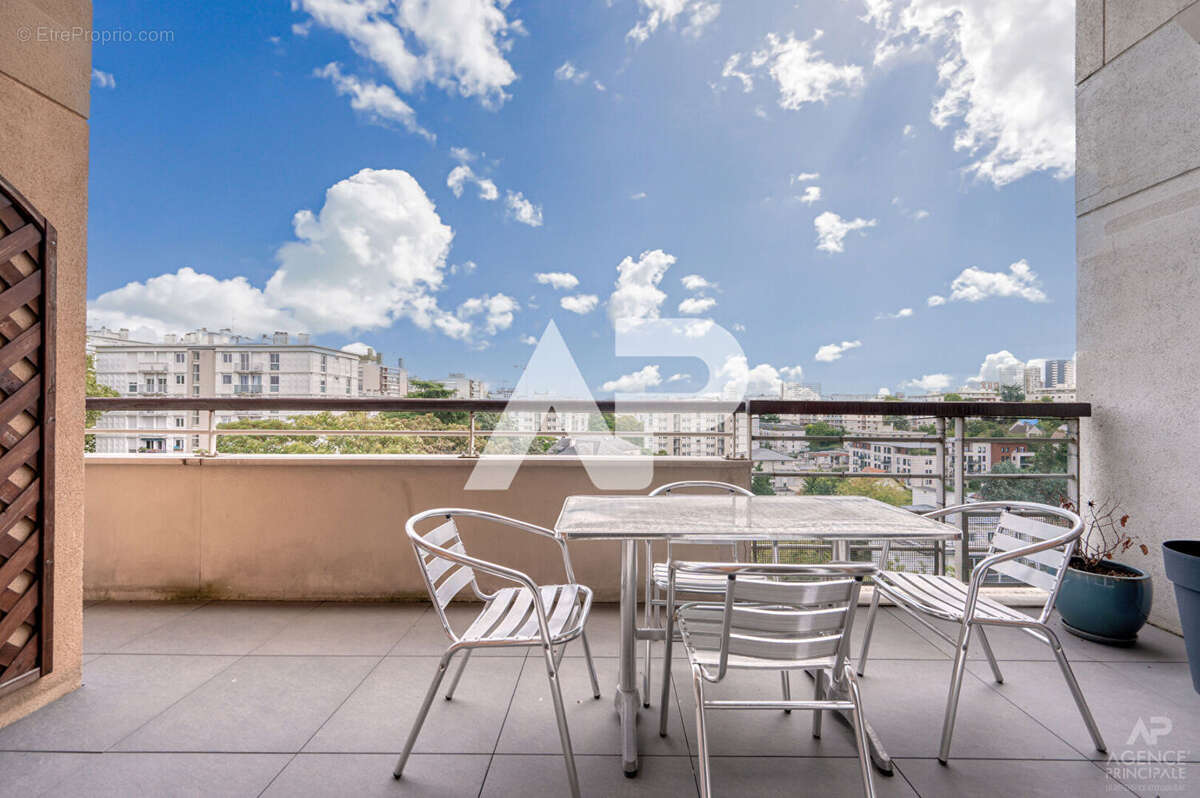 Appartement à RUEIL-MALMAISON