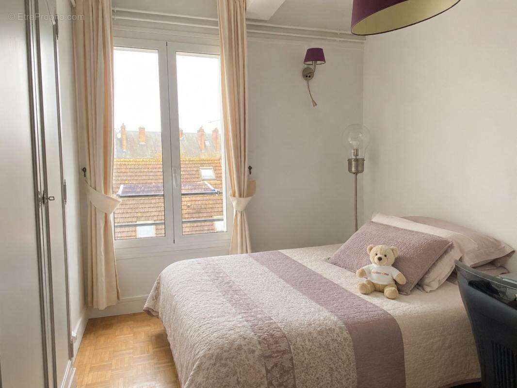 Appartement 124 m² - Hyper-centre Beauvais - Vue cathédrale - 3 chambres - photo 6