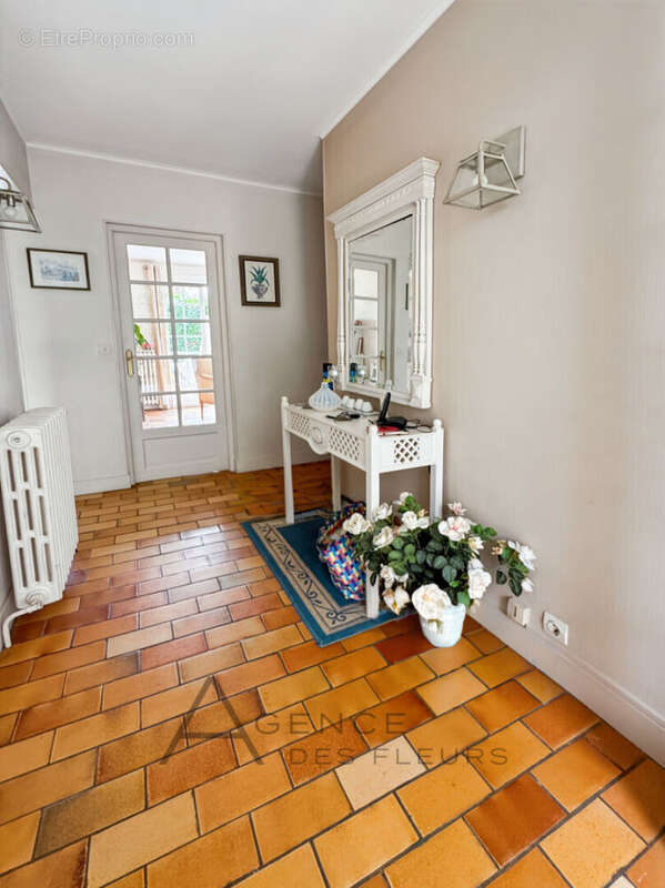 Maison à LA SAUSSAYE