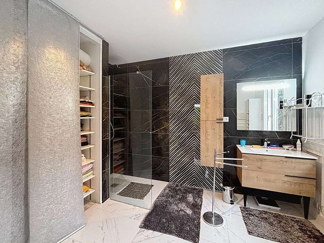 Maison à PARENTIS-EN-BORN