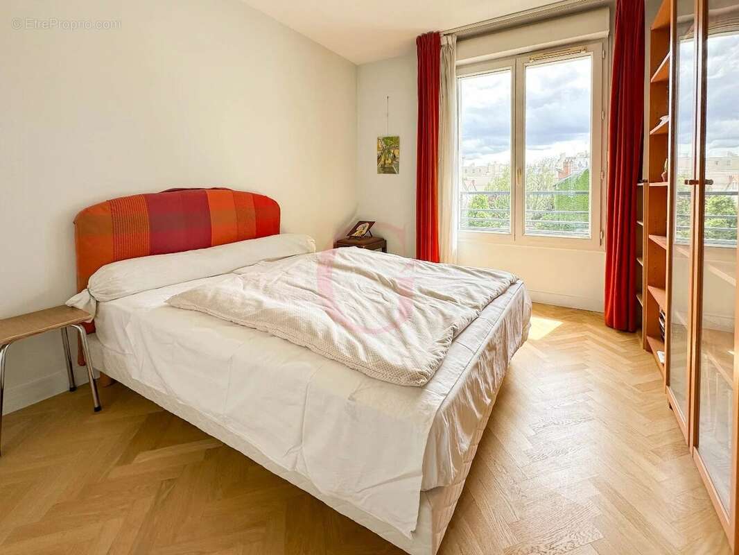 Appartement à BOURG-LA-REINE