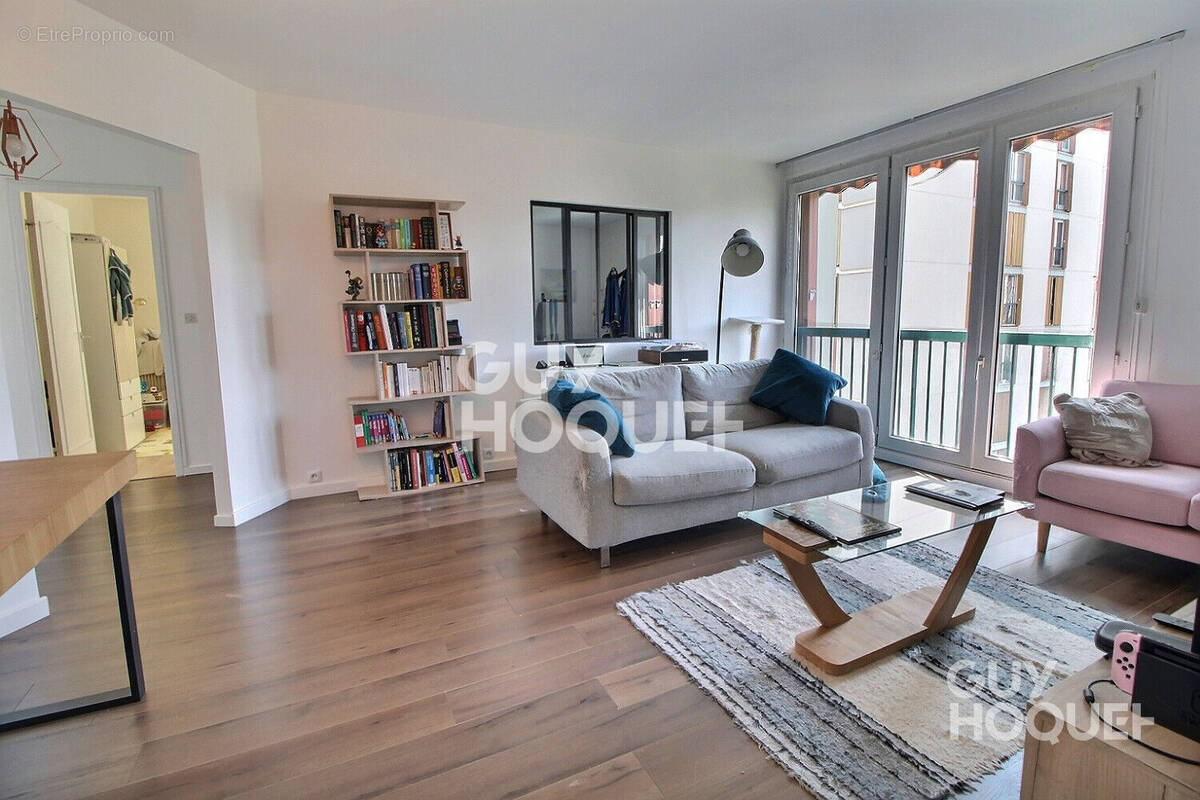 Appartement à CHAVILLE