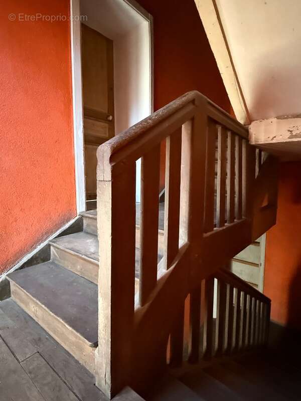 Exclusivité à vendre un immeuble à CHAROLLES (71) - photo 13