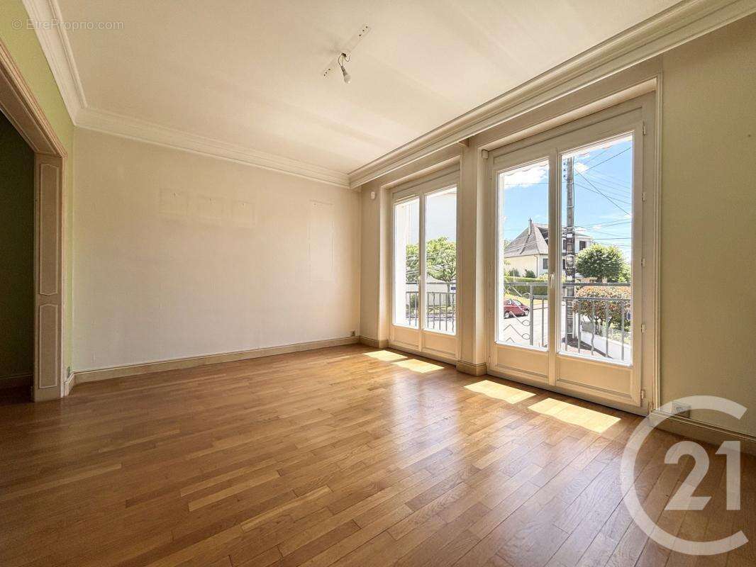 Maison 165 m² à Limoges  - photo 4