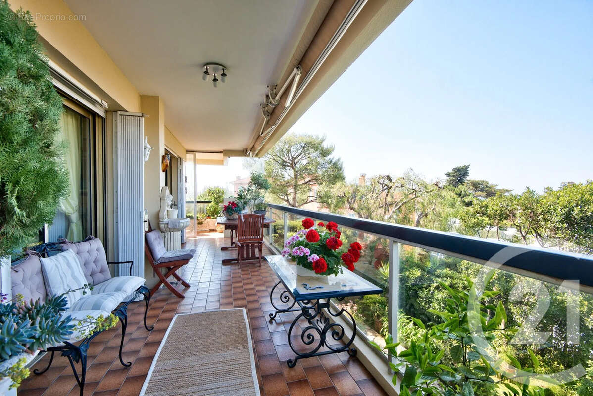 Appartement à NICE