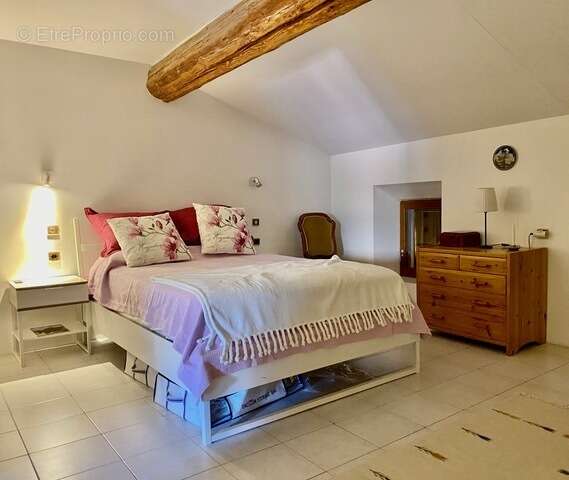 Charmante maison de village en pierres avec jardin. - photo 10