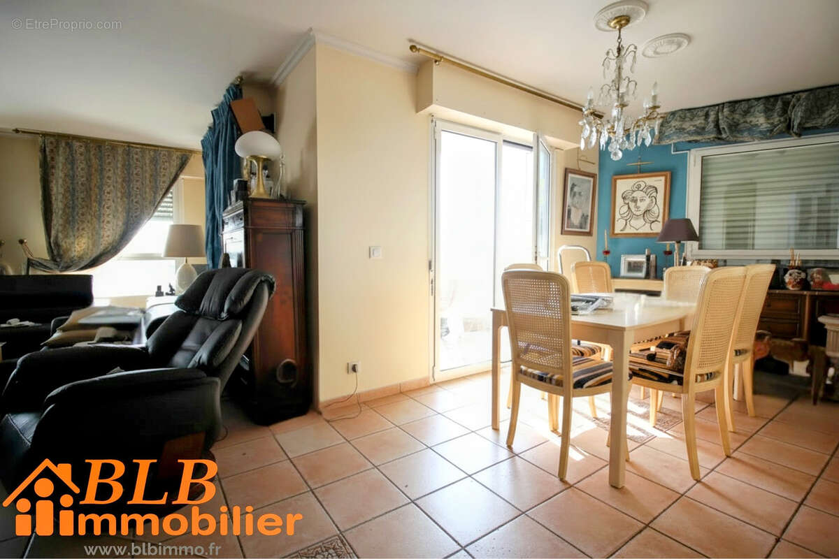 Appartement à MONTIGNY-LE-BRETONNEUX