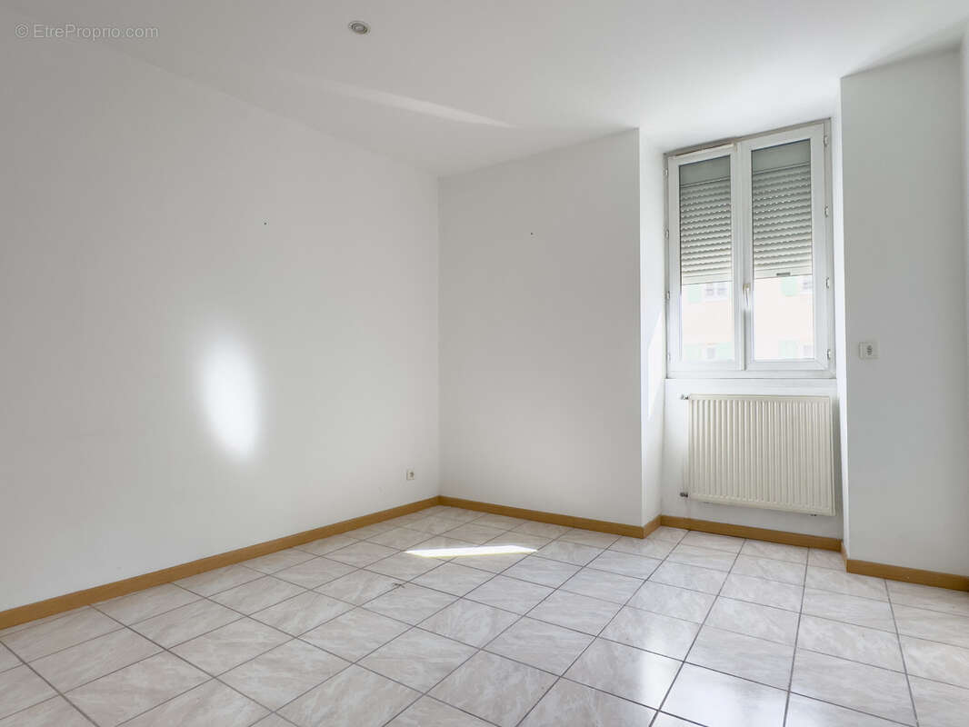 Appartement à PRIVAS